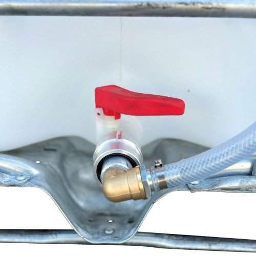 Zavlažovací nádrž na vodu: IBC Create Flow CF43 a CF51 - Napětí: 12 V, Objem: 600 l, Výdejní hadice: DN 19x20m