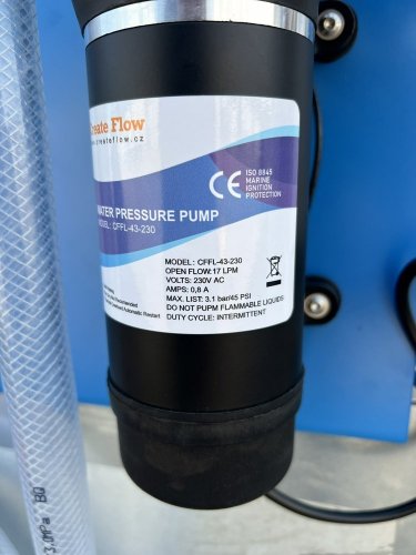 Zavlažovací nádrž na vodu: IBC Create Flow CF43 a CF51